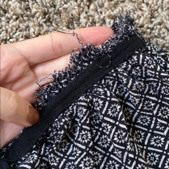 Urban Outfitters Flowy Boho Festival Shorts - Picture 4 of 9